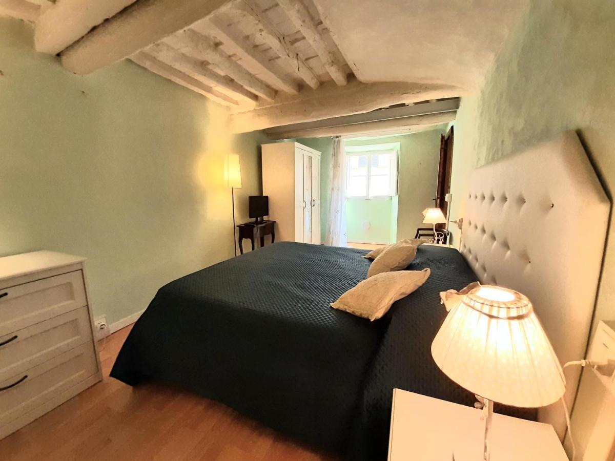 Studio In Centre Apartment Lucca Bagian luar foto