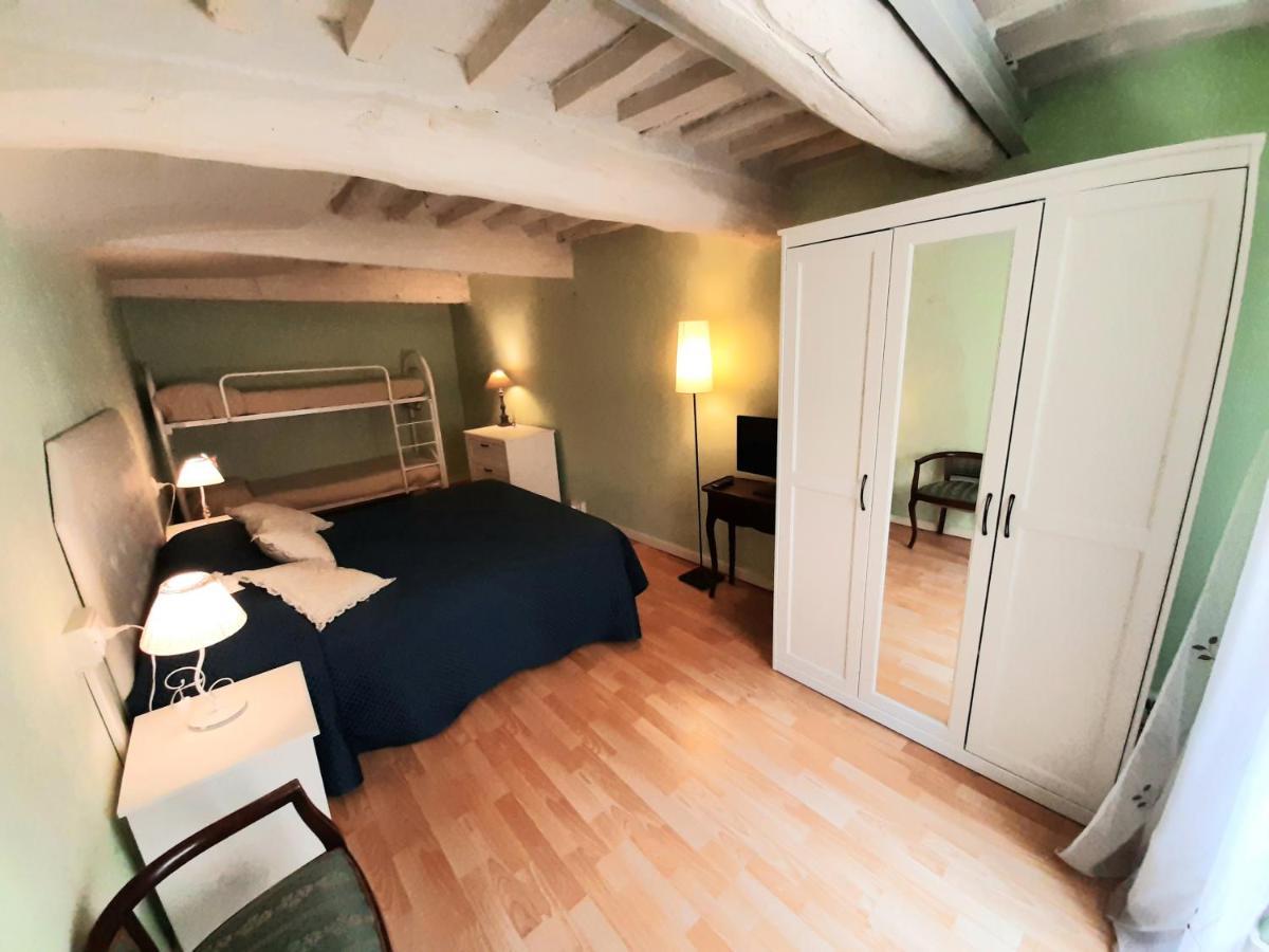 Studio In Centre Apartment Lucca Bagian luar foto
